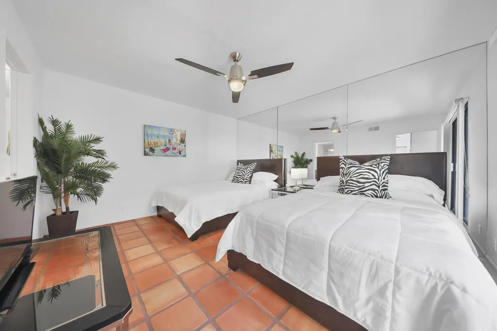 21 Ensenada Lane, Palm Desert, California 92260 home-pic-22